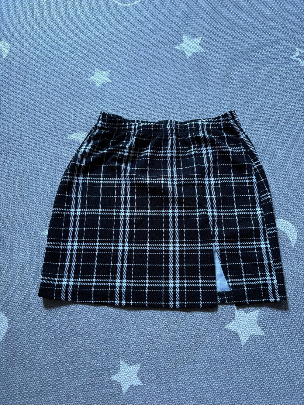 SHEIN Black Plaid Mini Skirt with Front Slit